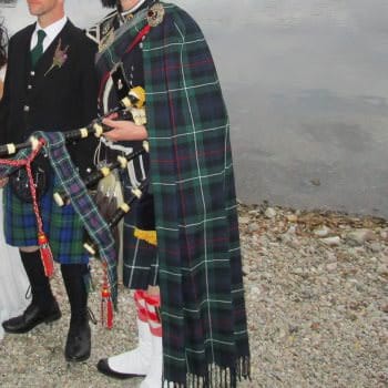 edinburgh piper for hire seaforth plaid