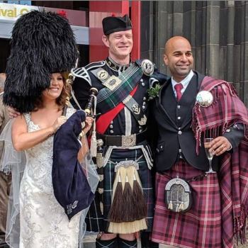 Edinburgh Wedding Bagpiper