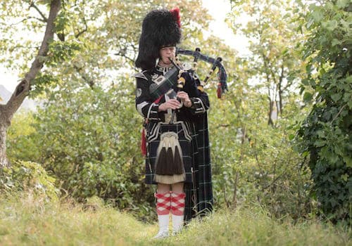 Bagpiper for Funeral tab