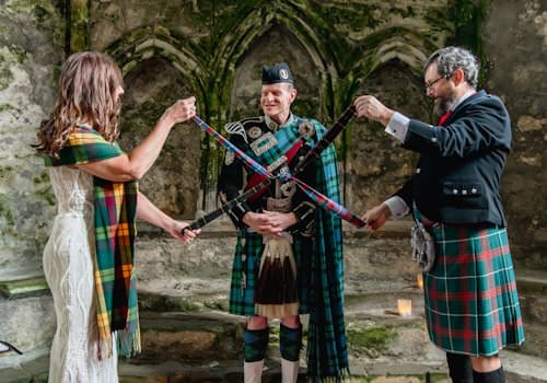 Inchcolm Abbey Handfasting ceremony