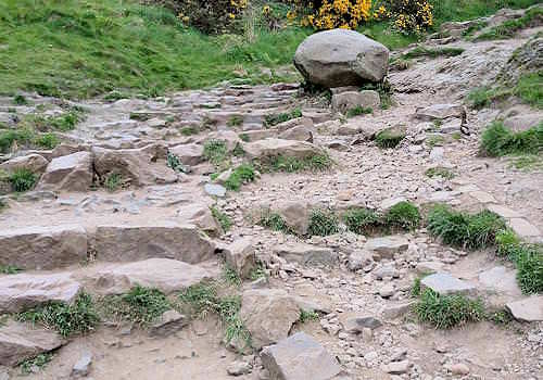 Getting to St Anthony's Chapel - steep rocky section